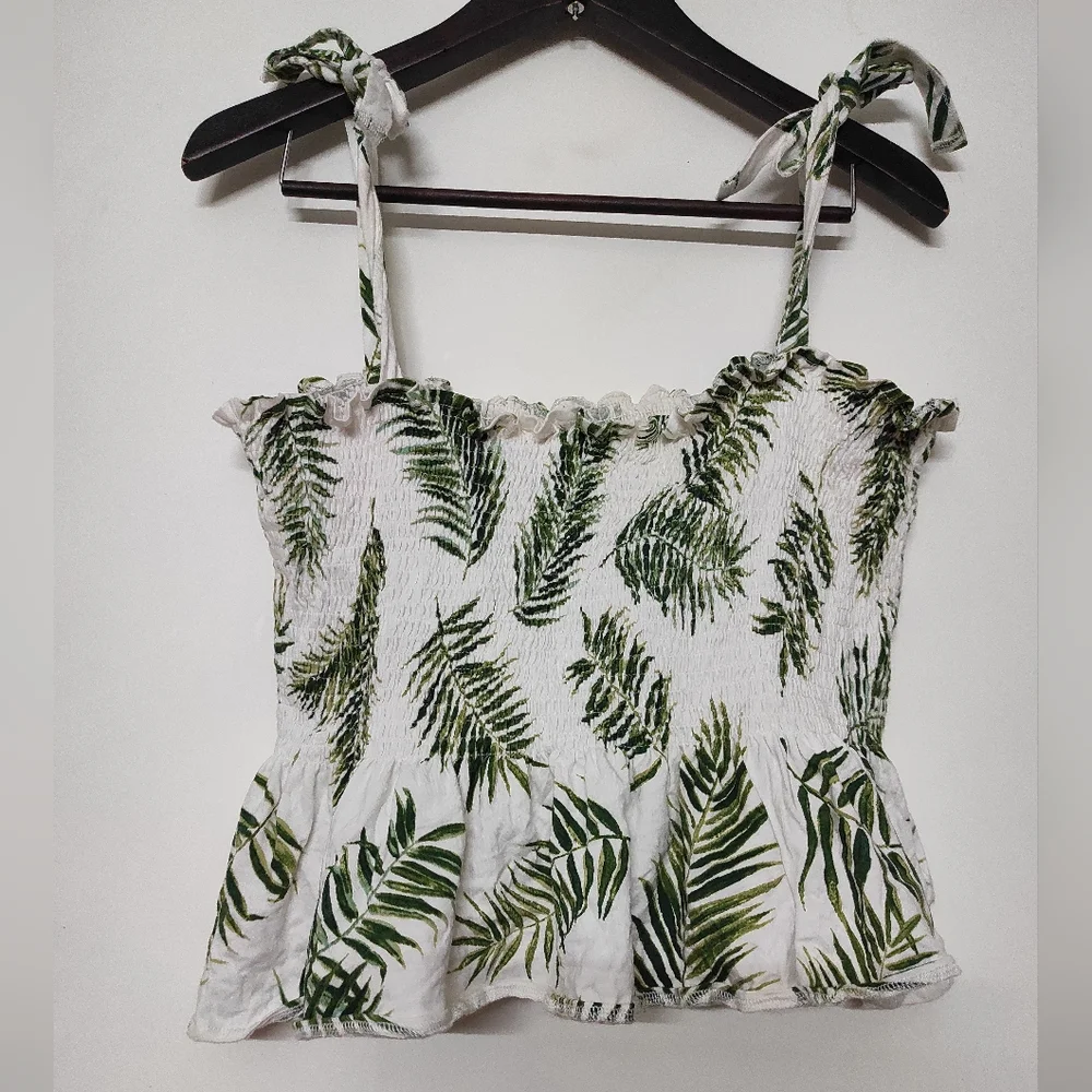 H&M Palm Print Smocked Top 💚 - Picture 11 of 13